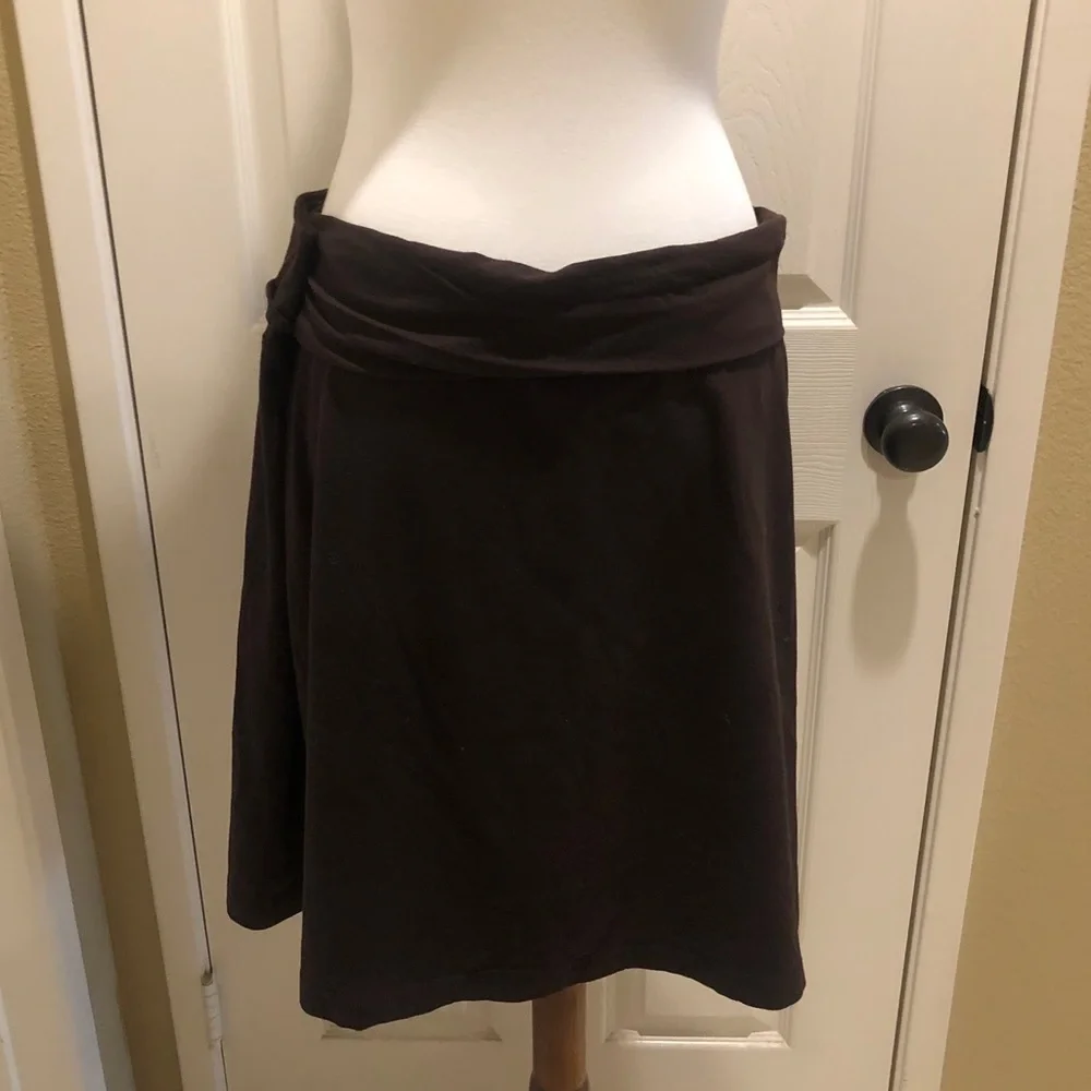 Merona chocolate brown skirt in EUC